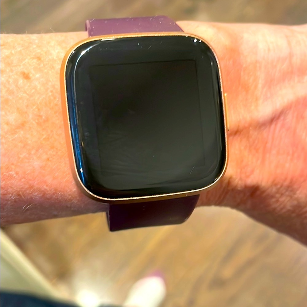 FitBit versa 2 smartwatch
